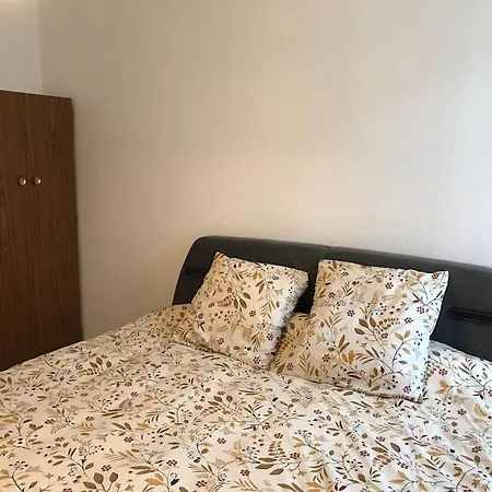 Maison De Ville 70 M2, Proche Du Centre-ville, Parking Prive Gratuit